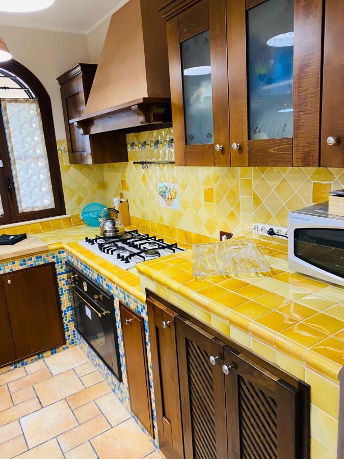 Villa Grisi Partinico Bagian luar foto