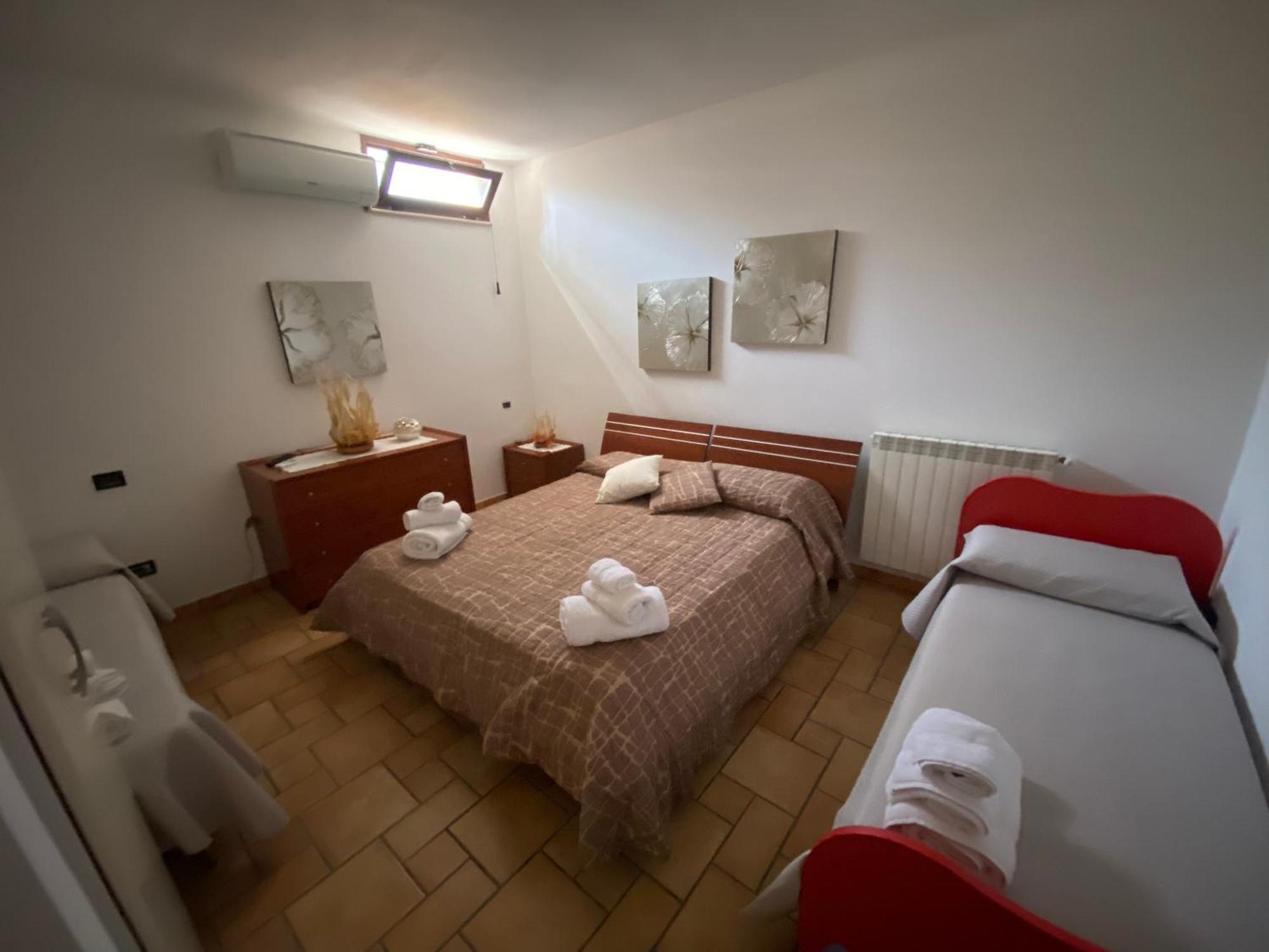 Villa Grisi Partinico Bagian luar foto